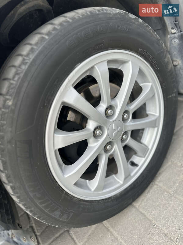 Седан Mitsubishi Lancer 2011 в Днепре