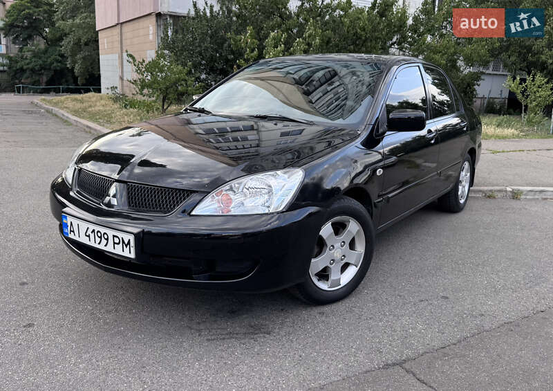 Седан Mitsubishi Lancer 2008 в Киеве