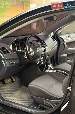 Седан Mitsubishi Lancer 2009 в 