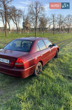 Седан Mitsubishi Lancer 1999 в 