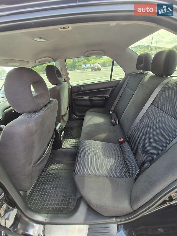 Седан Mitsubishi Lancer 2006 в Києві
