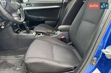 Седан Mitsubishi Lancer 2011 в 