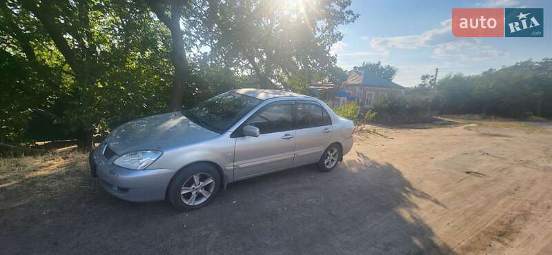 Седан Mitsubishi Lancer 2006 в Южноукраїнську