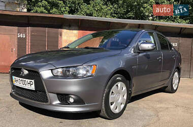 Седан Mitsubishi Lancer 2015 в 