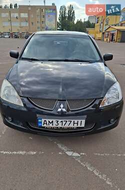 Седан Mitsubishi Lancer 2004 в 