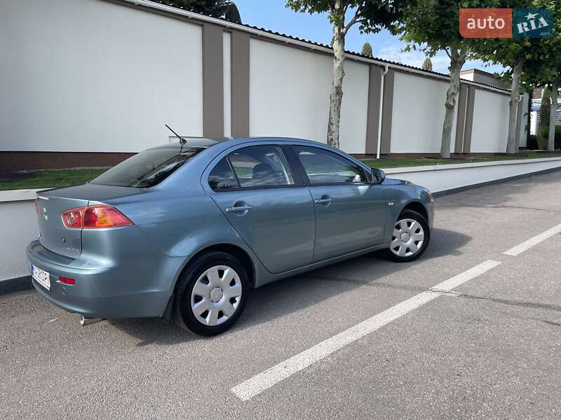 Хэтчбек Mitsubishi Lancer 2007 в Днепре