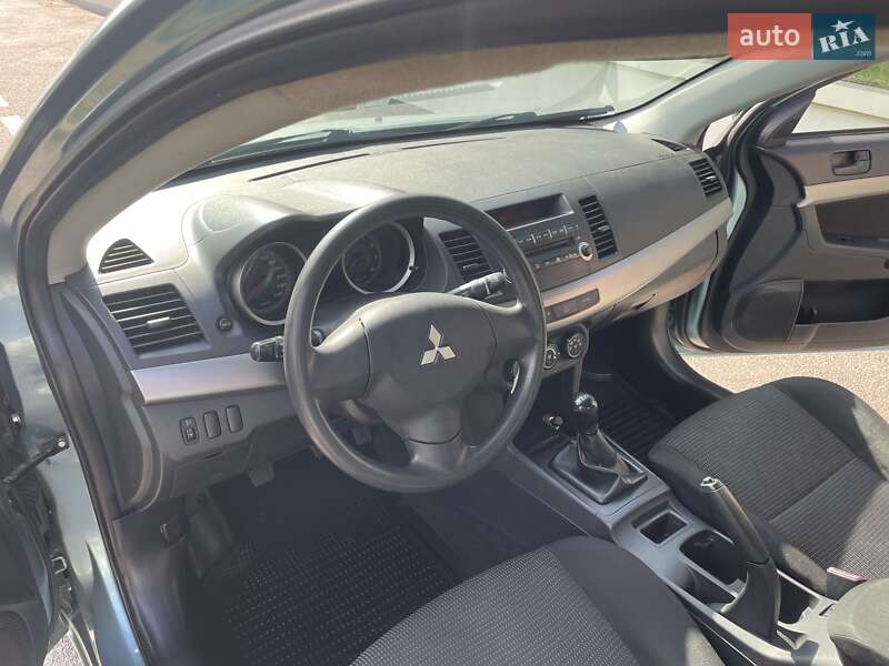 Хэтчбек Mitsubishi Lancer 2007 в Днепре