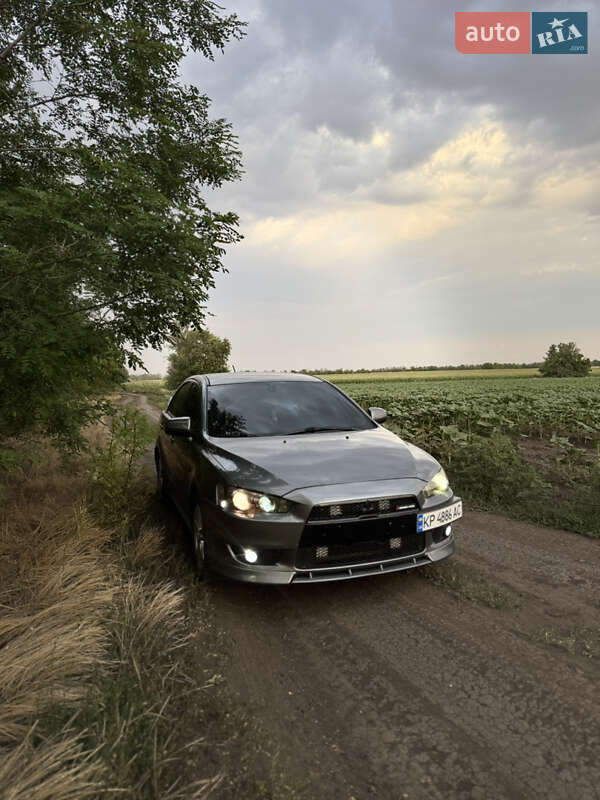 Седан Mitsubishi Lancer 2007 в Вольнянске