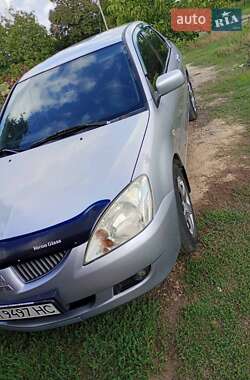 Седан Mitsubishi Lancer 2003 в Раздельной