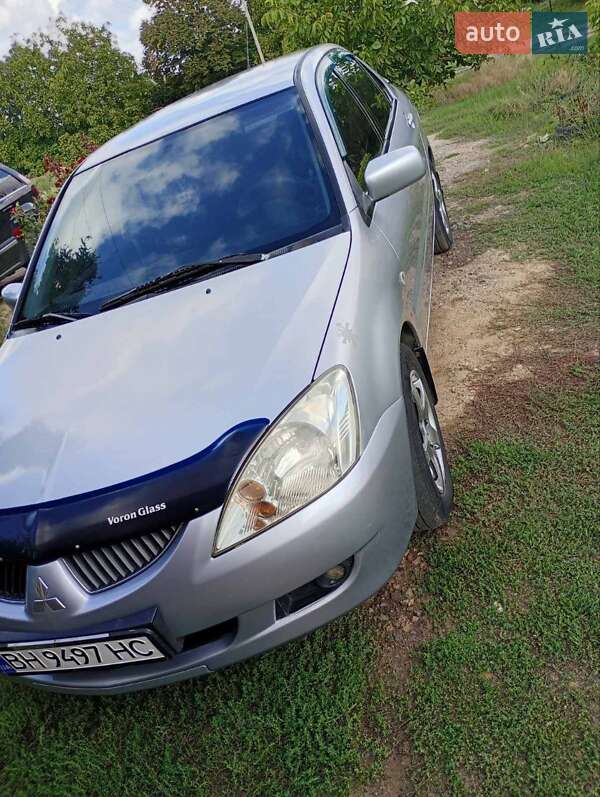Mitsubishi Lancer 2003
