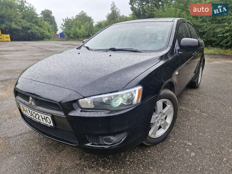 Mitsubishi Lancer 2011