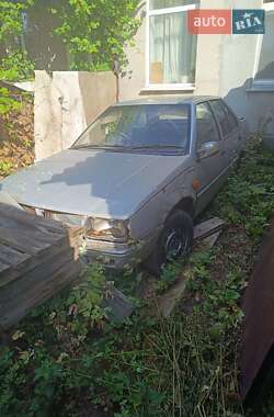 Седан Mitsubishi Lancer 1986 в 