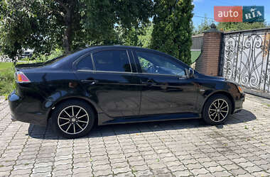 Седан Mitsubishi Lancer 2015 в 
