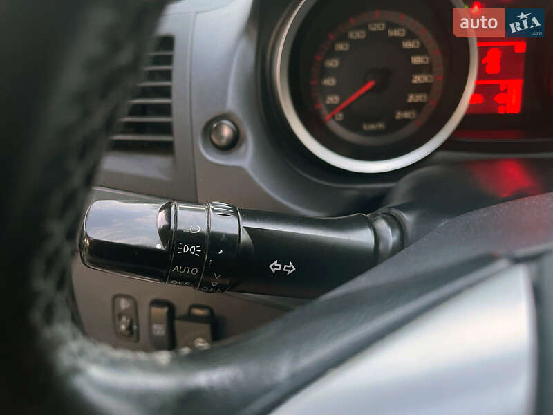 Седан Mitsubishi Lancer 2008 в Києві фото 24 Седан Mitsubishi Lancer 2008 в Києві