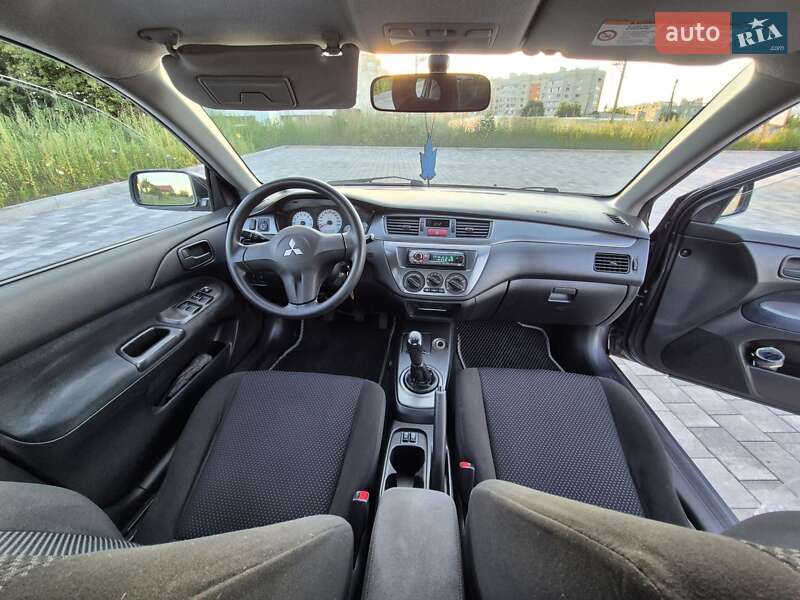 Седан Mitsubishi Lancer 2007 в Виннице