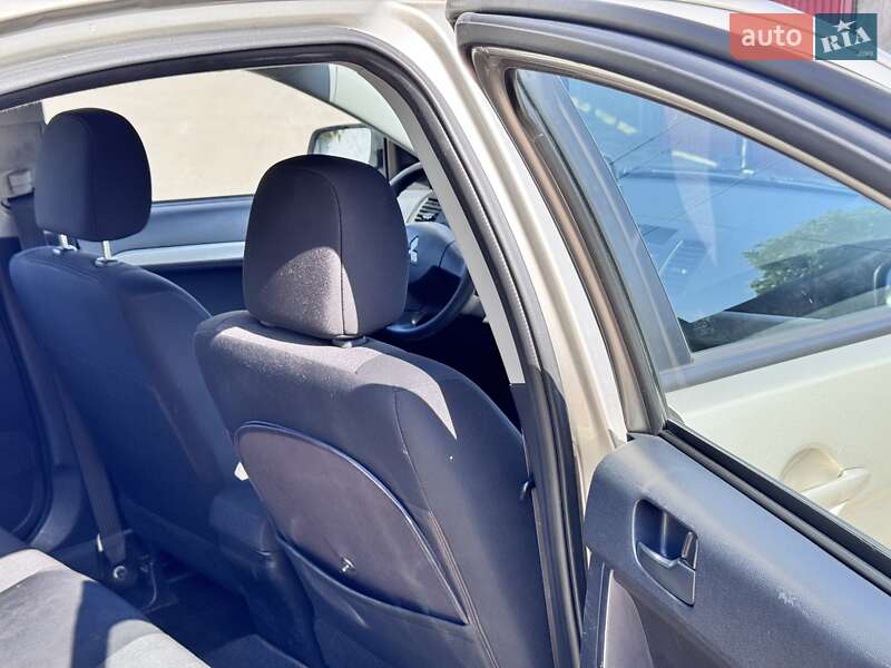 Седан Mitsubishi Lancer 2008 в Броварах