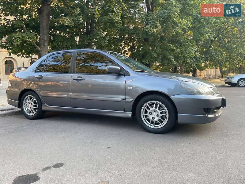Седан Mitsubishi Lancer 2007 в Николаеве