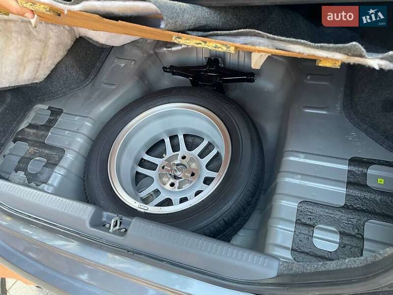 Седан Mitsubishi Lancer 2007 в Николаеве