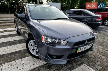 Седан Mitsubishi Lancer 2009 в Виннице