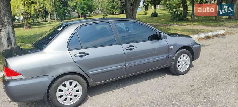 Седан Mitsubishi Lancer 2007 в Чугуеве фото 2 Седан Mitsubishi Lancer 2007 в Чугуеве
