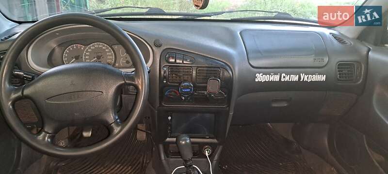 Седан Mitsubishi Lancer 1995 в Одессе