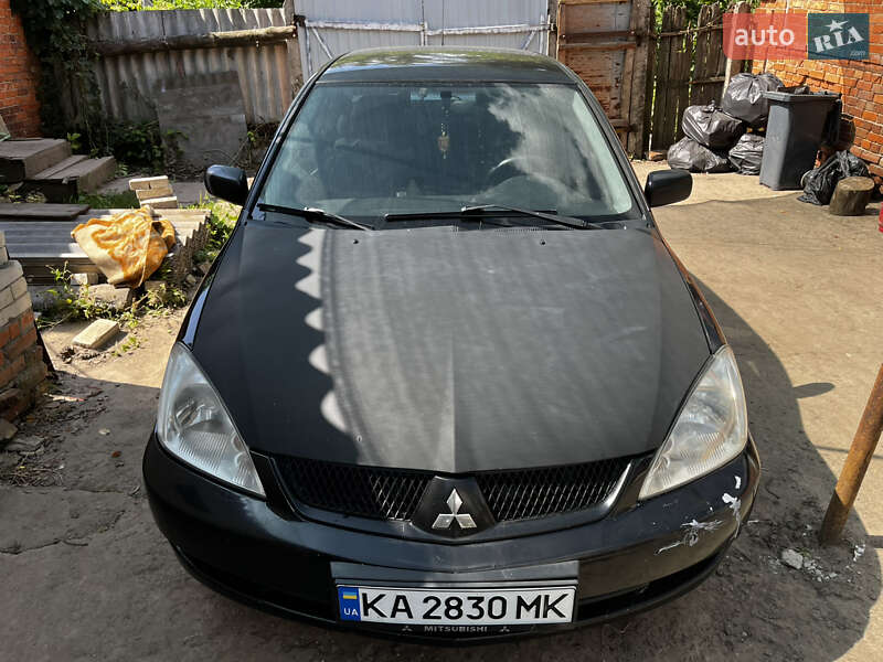 Mitsubishi Lancer