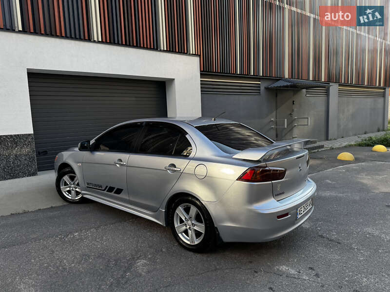 Седан Mitsubishi Lancer 2007 в Днепре