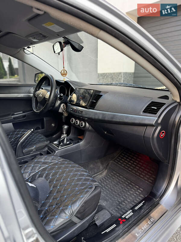 Седан Mitsubishi Lancer 2007 в Днепре