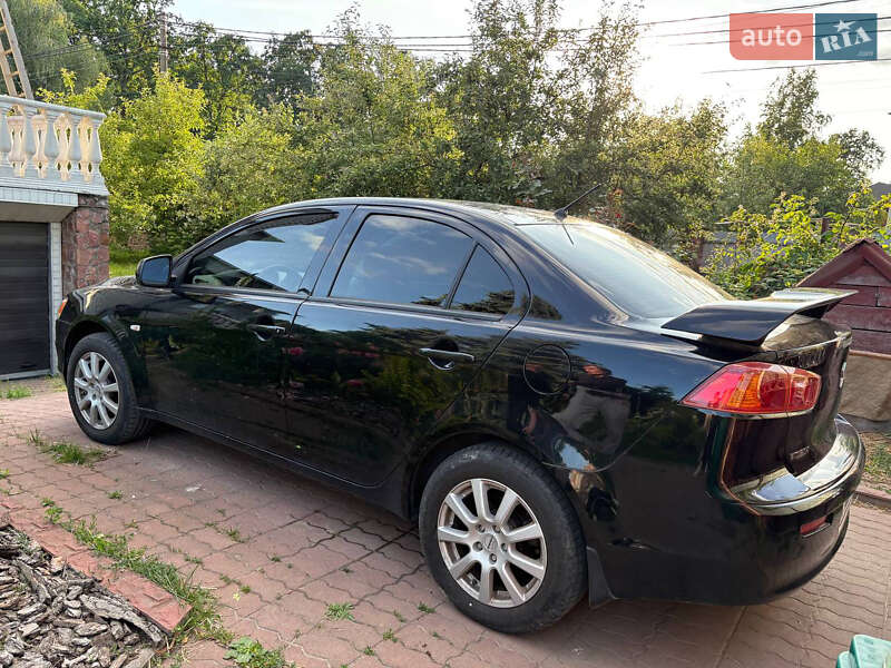 Седан Mitsubishi Lancer 2007 в Киеве