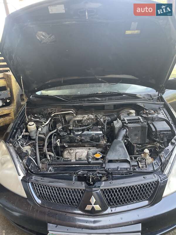 Седан Mitsubishi Lancer 2005 в Львове