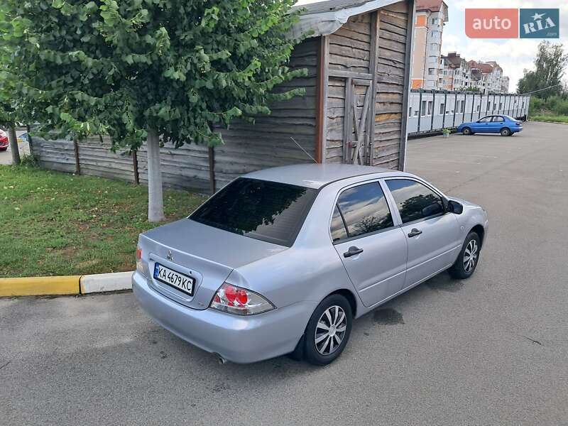 Mitsubishi Lancer 2004