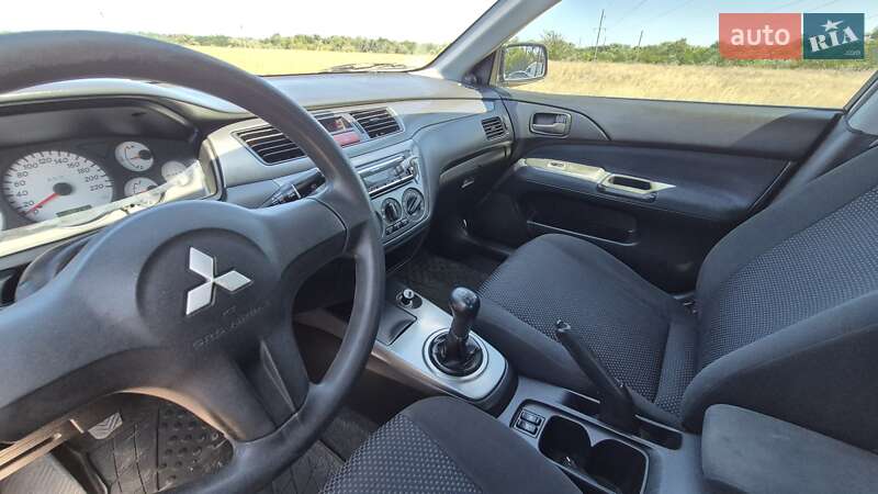 Седан Mitsubishi Lancer 2007 в Запорожье