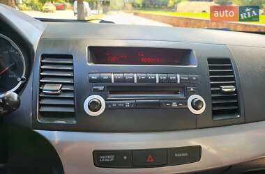 Седан Mitsubishi Lancer 2011 в Могилев-Подольске