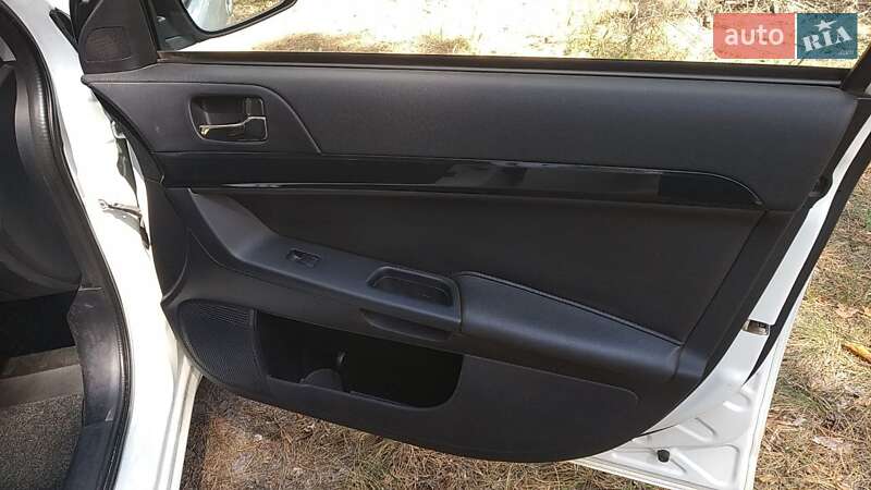 Седан Mitsubishi Lancer 2013 в Харкові