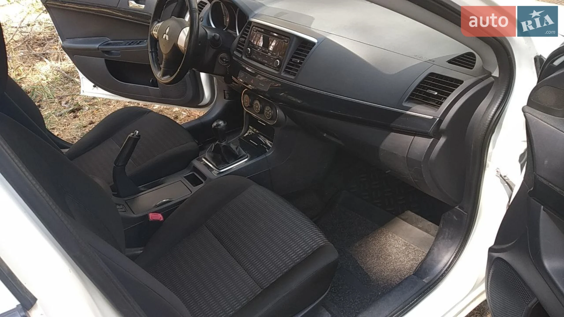 2013 Mitsubishi Lancer - мініатюра 2