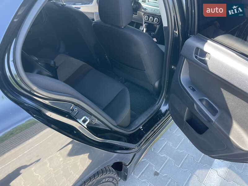Седан Mitsubishi Lancer 2008 в Киеве