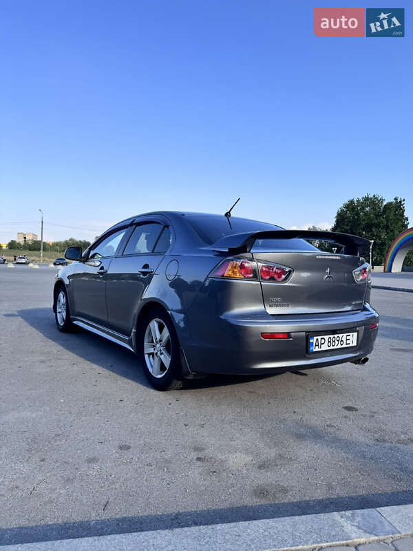 Седан Mitsubishi Lancer 2009 в Запорожье