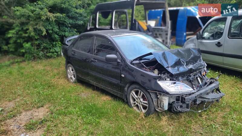 Mitsubishi Lancer 2005