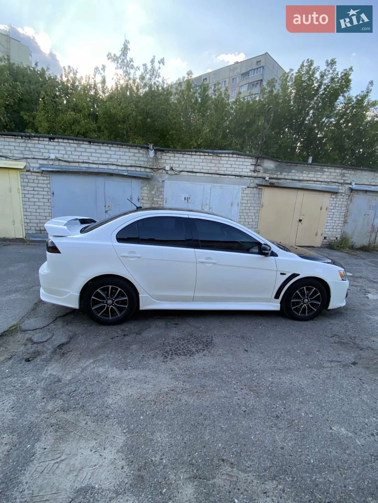 2016 Mitsubishi Lancer - мініатюра 8