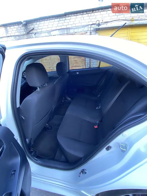 Седан Mitsubishi Lancer 2016 в Харькове