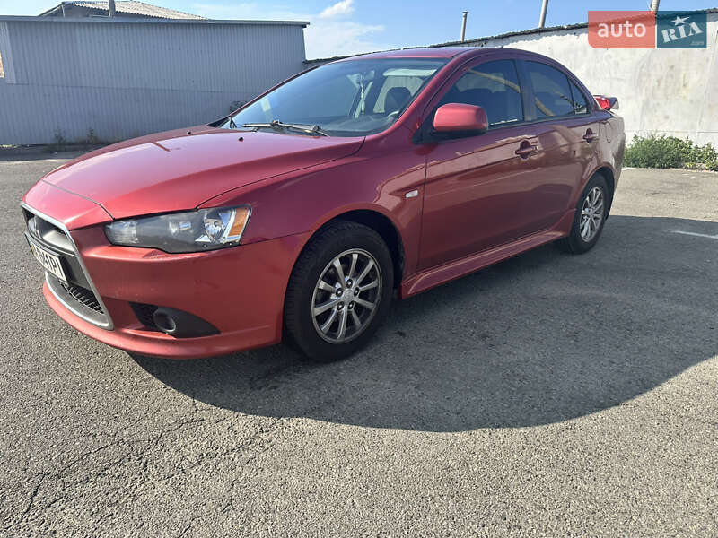 Mitsubishi Lancer 2013