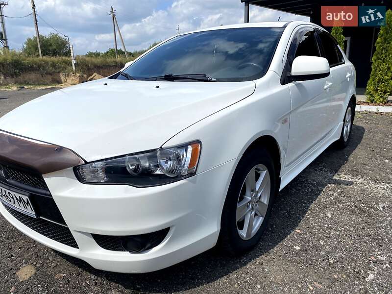Хэтчбек Mitsubishi Lancer 2008 в Иванкове фото 3 Хэтчбек Mitsubishi Lancer 2008 в Иванкове
