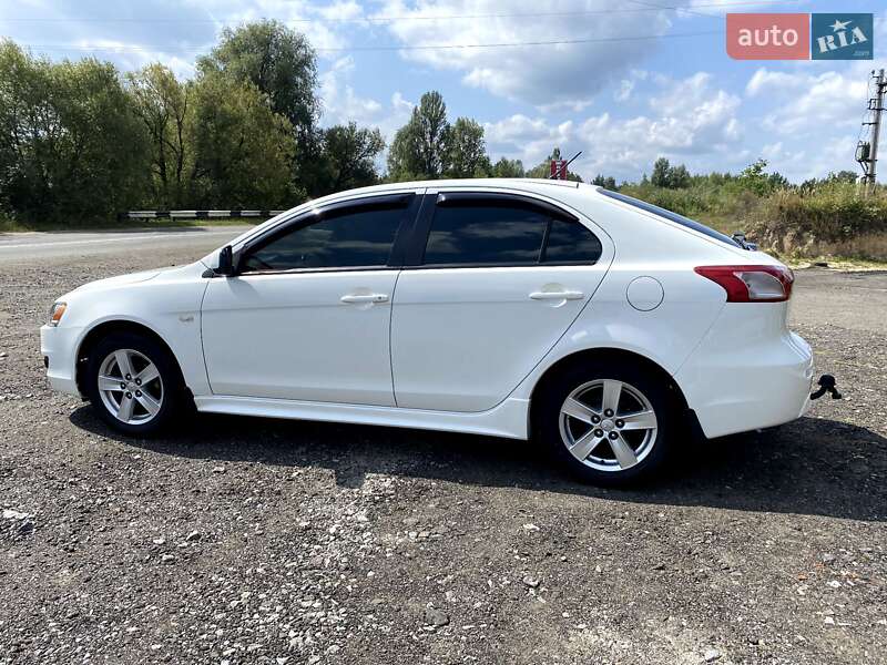 Хэтчбек Mitsubishi Lancer 2008 в Иванкове фото 7 Хэтчбек Mitsubishi Lancer 2008 в Иванкове