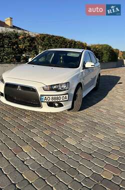 Седан Mitsubishi Lancer 2015 в Ужгороде