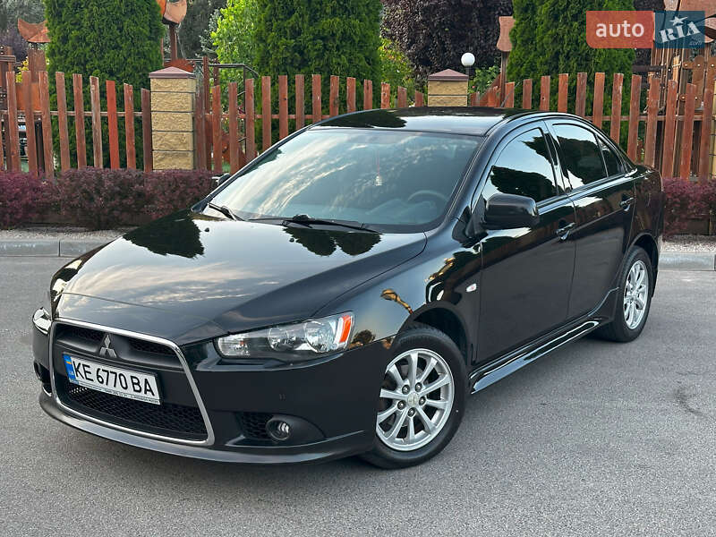 Mitsubishi Lancer 2012