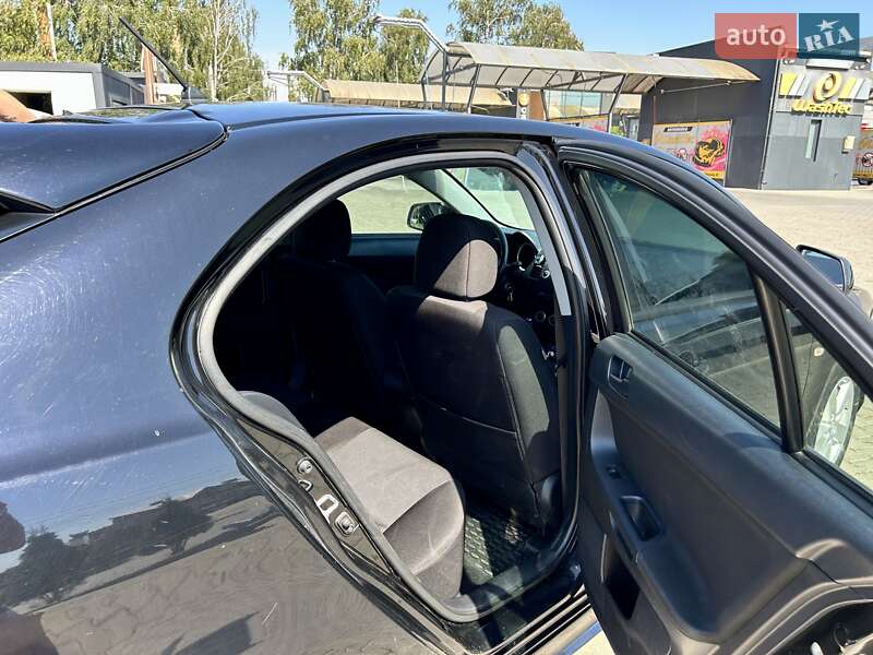 Хетчбек Mitsubishi Lancer 2009 в Чернівцях