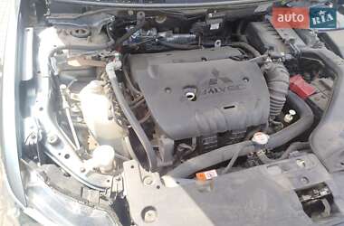 Седан Mitsubishi Lancer 2013 в 