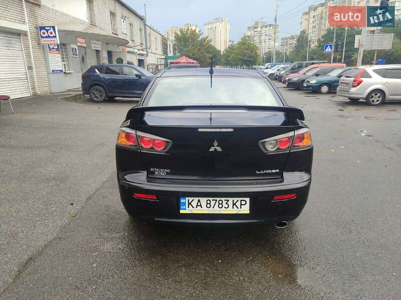 Седан Mitsubishi Lancer 2008 в Киеве