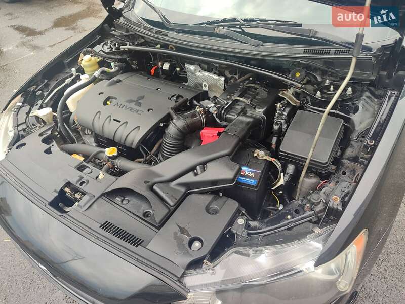 Седан Mitsubishi Lancer 2008 в Киеве