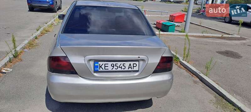 Седан Mitsubishi Lancer 2005 в Днепре